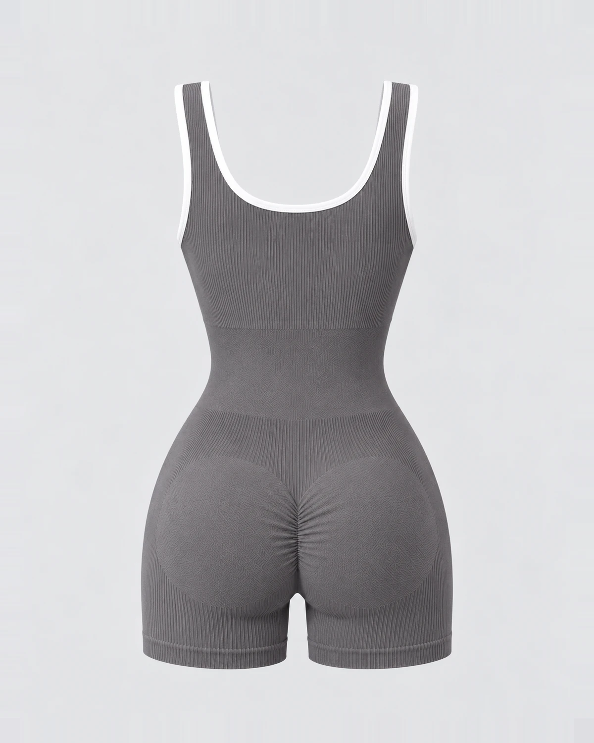 Mono corto Erytheia gris, vista trasera sin modelo, con escote blanco y fruncido central.